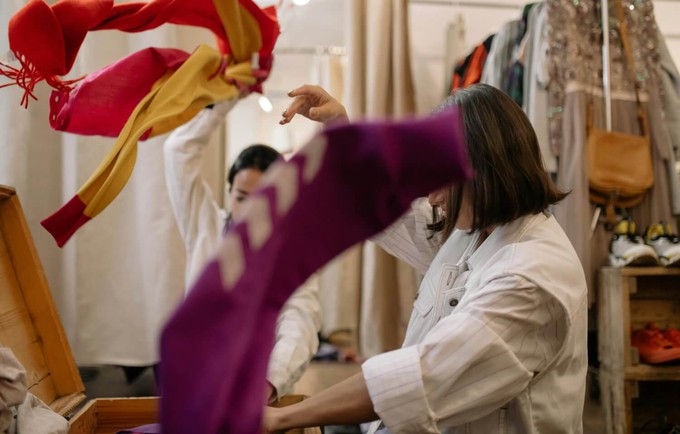 Consumers thrifting mindlessly