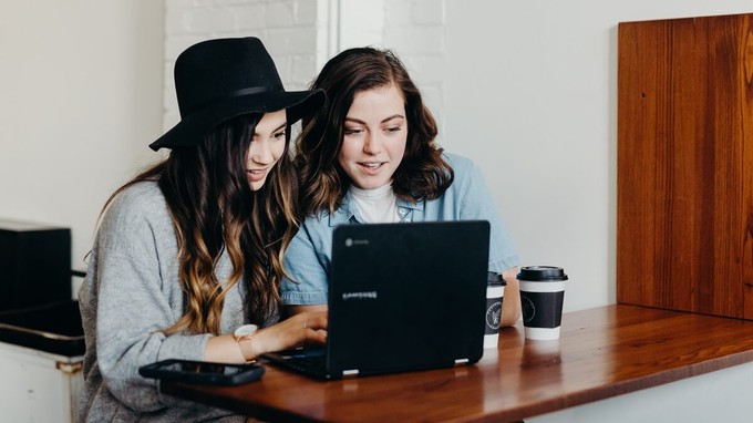 Consumers learning about greenhushing in fashion