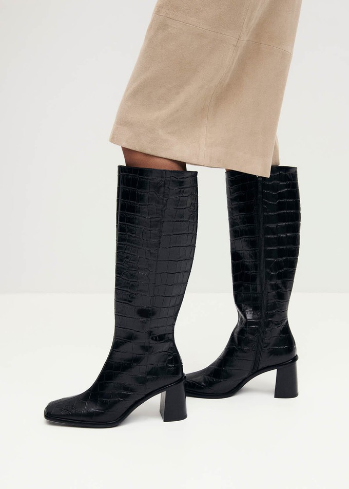 East Alli Total Black Leather Boots from Alohas East Alli Total Black Leather Boots from Alohas