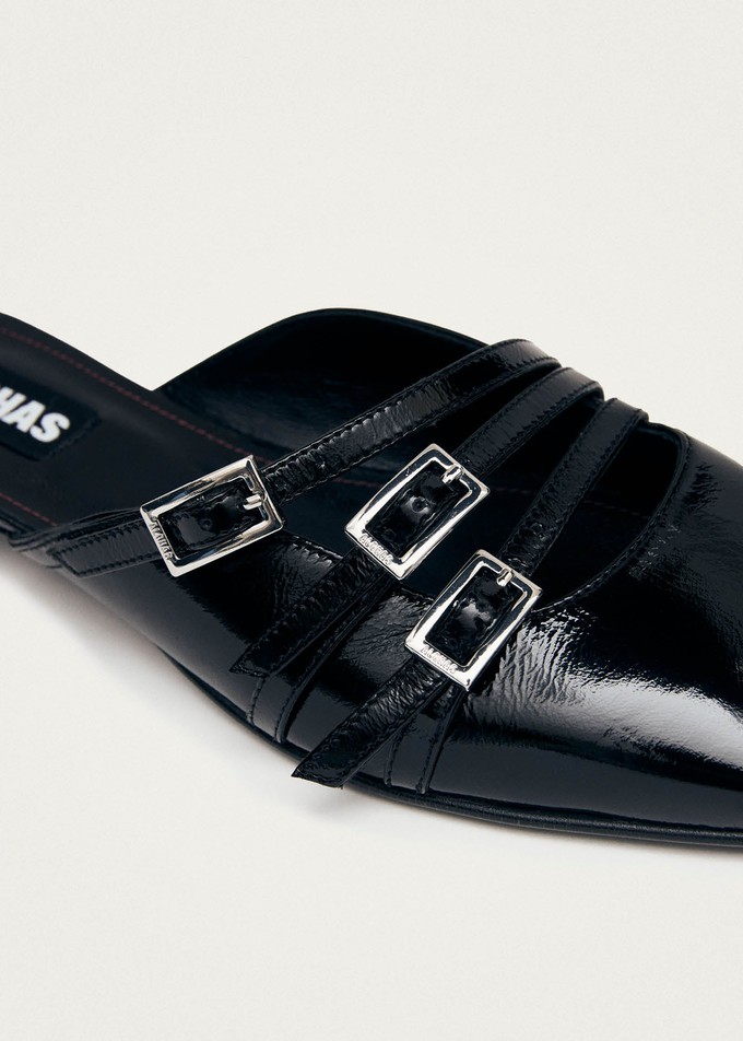 Penelope Onix Black Leather Mules from Alohas