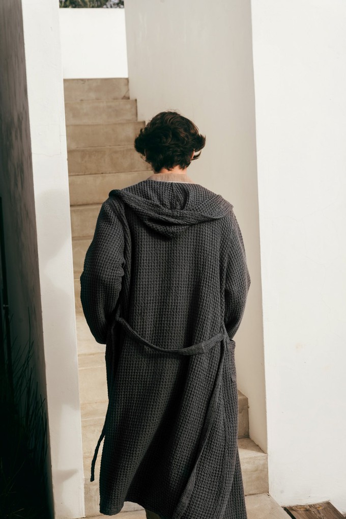 Men's linen waffle bathrobe in Charcoal from AmourLinen