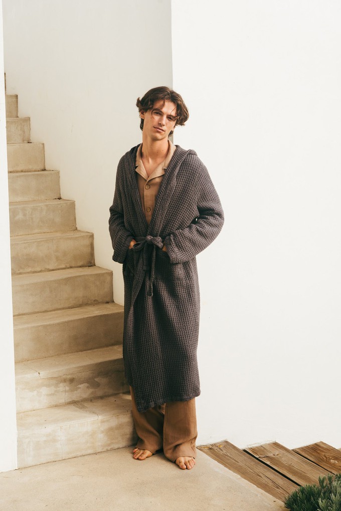 Men's linen waffle bathrobe in Charcoal from AmourLinen