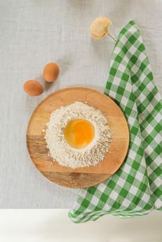 Linen tea towel in Green Gingham via AmourLinen