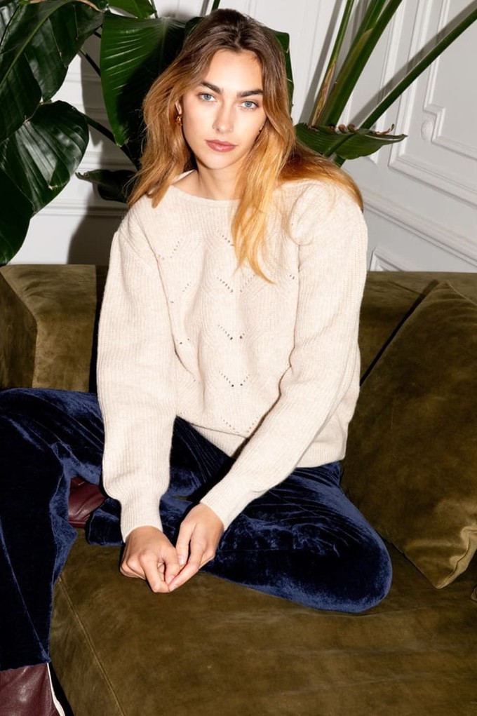 Sweater Idesia beige from avani apparel