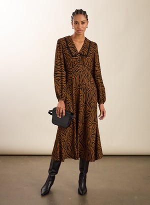 Lorelai Printed Midi Dress from Baukjen