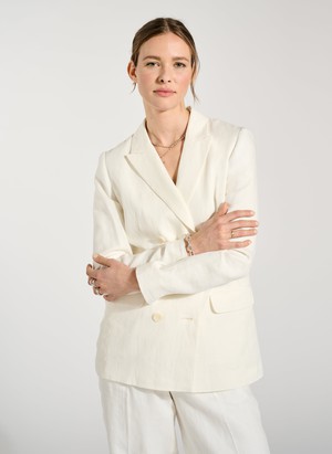 Whitley Linen Blazer from Baukjen