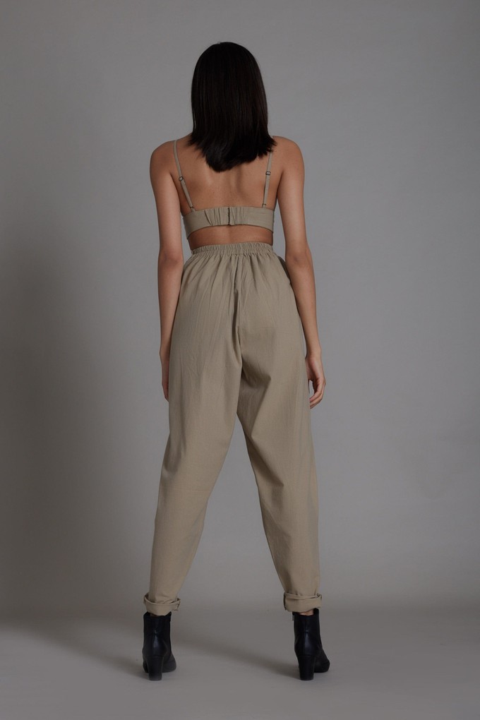 Cecile Set Beige from Bhoomi