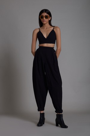 Cecile Set Black from Bhoomi