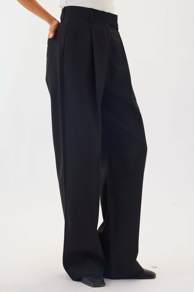 Raya Pants Black from Bhoomi