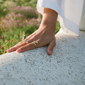 THE ONA RING - solid gold from Bound Studios