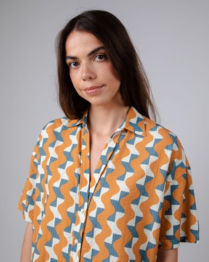 Big Tiles Cropped Blouse Ochre from Brava Fabrics