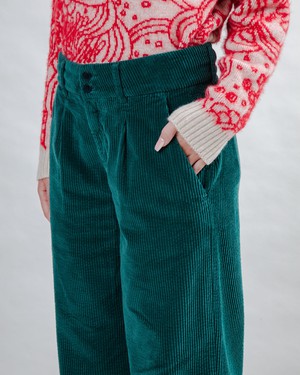 Corduroy Pleated Pants Dark Green from Brava Fabrics