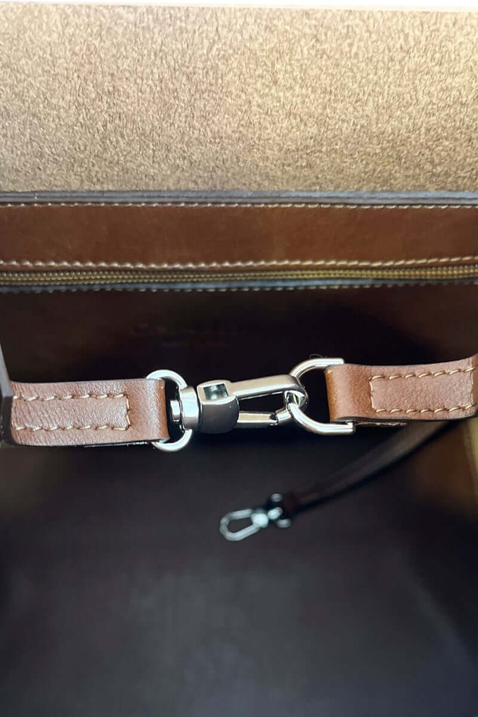 Totissimo shoulder bag - Hazelnut from CANUSSA