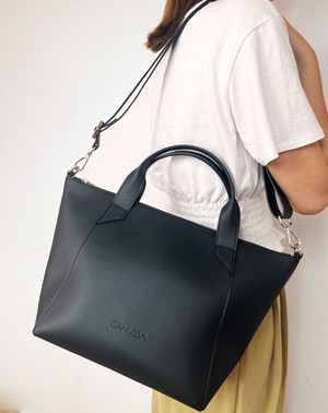 Trotto crossbody bag - Corn Black from CANUSSA