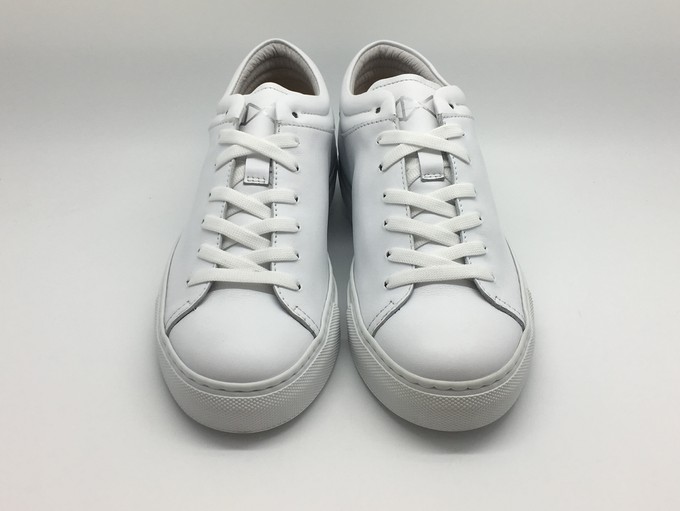 nat-2™ Sleek Low all white from COILEX