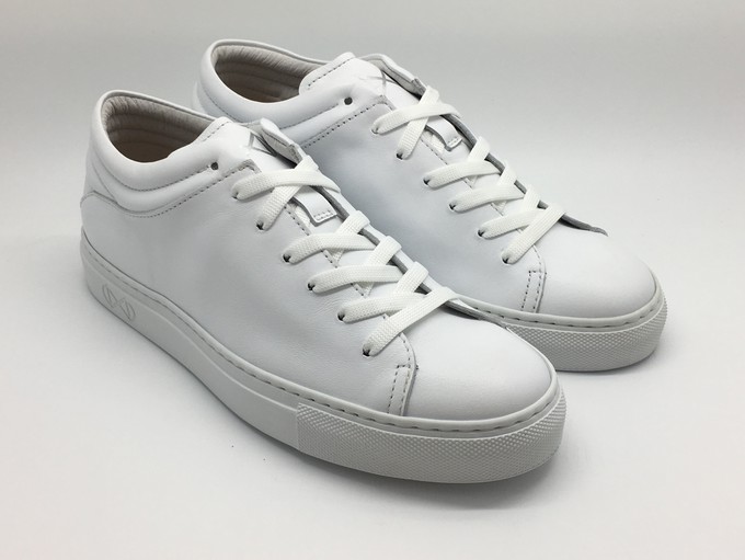 nat-2™ Sleek Low all white from COILEX