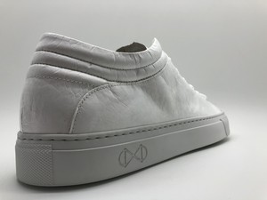 nat-2™ Sleek Low Tyvek ® vegan white paper from COILEX