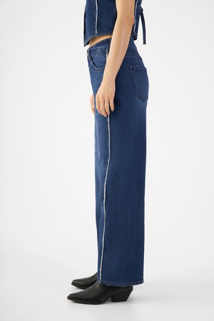 ASH Barrel Leg Minimal Stretch - Fringes - Dark Blue from DAWN Denim ASH Barrel Leg Minimal Stretch - Fringes - Dark Blue from DAWN Denim