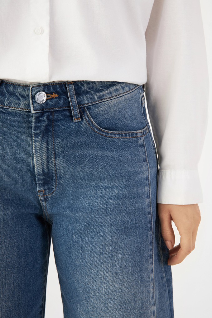 ASH Barrel Leg Minimal Stretch - Cutline - Vintage Blue from DAWN Denim ASH Barrel Leg Minimal Stretch - Cutline - Vintage Blue from DAWN Denim