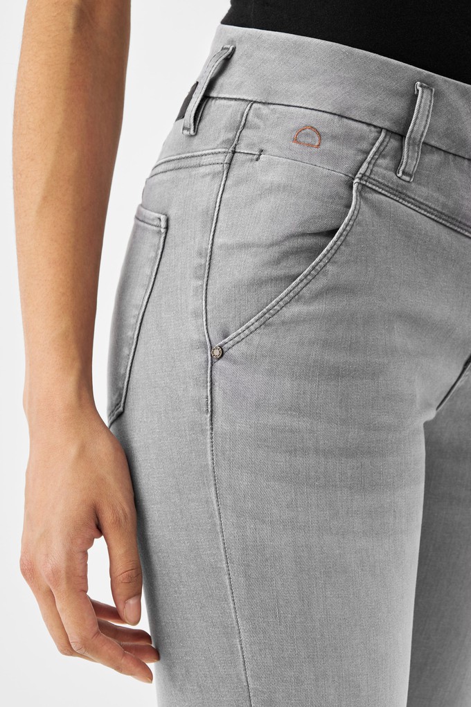 SUN UP Skinny Powerstretch - Design Details - Silver Denim from DAWN Denim