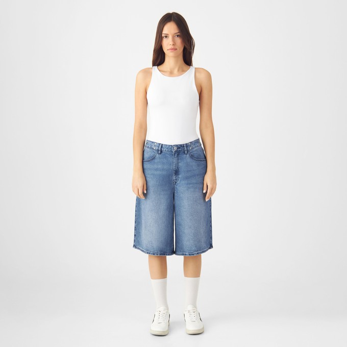 NOVI Baggy Minimal Stretch - Bermuda from DAWN Denim