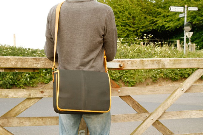 Messenger Bag | Printing Blanket & Fire-hose from Elvis & Kresse