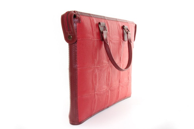 Laptop Bag | Leather & Fire-hose from Elvis & Kresse