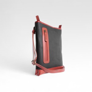 Reporter Bag | Printing Blanket & Fire-hose from Elvis & Kresse