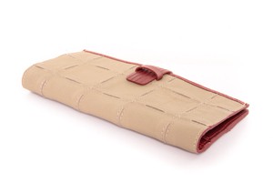 Travel Wallet | Leather & Fire-hose from Elvis & Kresse
