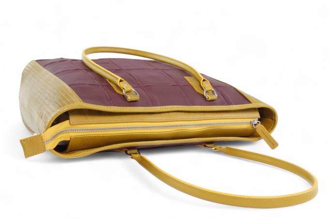 Classic Tote | Leather & Fire-hose from Elvis & Kresse