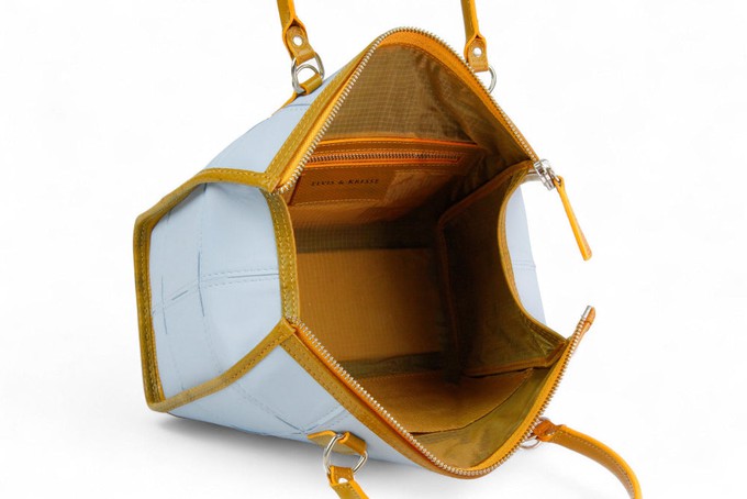 Small Post Bag | Leather & Fire-hose from Elvis & Kresse