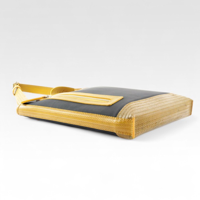 Reporter Bag | Printing Blanket & Fire-hose from Elvis & Kresse