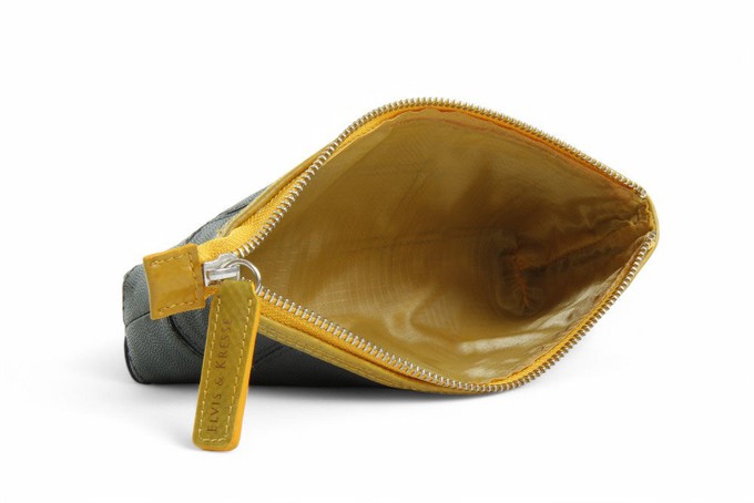 Toiletry Pouch | Leather & Fire-hose from Elvis & Kresse