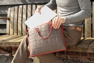 Laptop Bag | Leather & Fire-hose from Elvis & Kresse