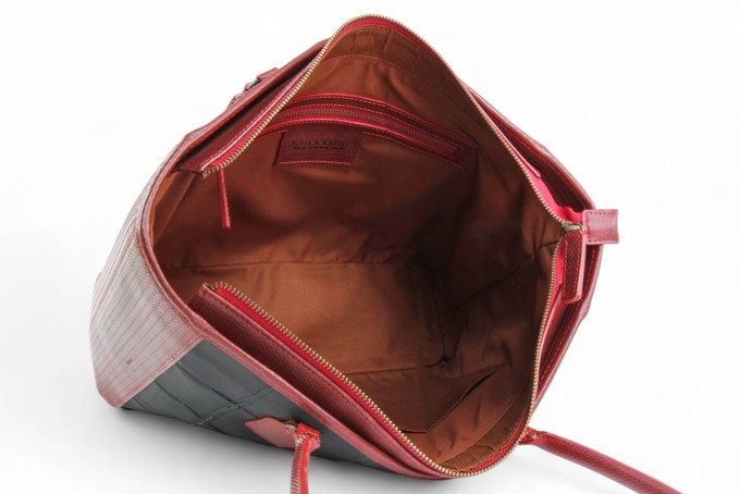 Classic Tote | Leather & Fire-hose from Elvis & Kresse