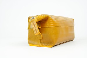 Medium Washbag | Fire-hose from Elvis & Kresse