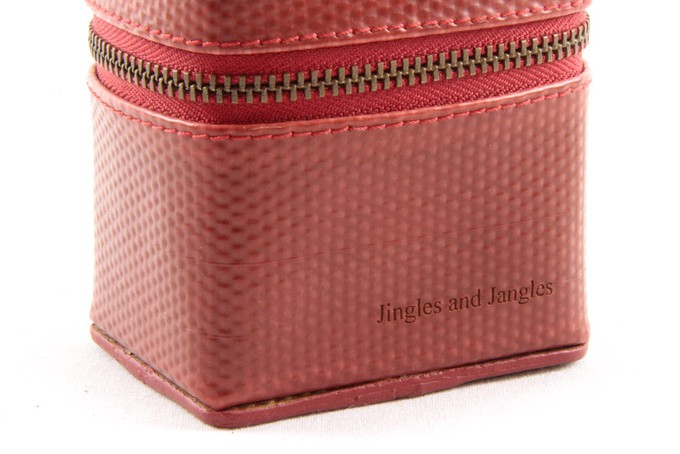 Medium Box | Leather & Fire-hose from Elvis & Kresse