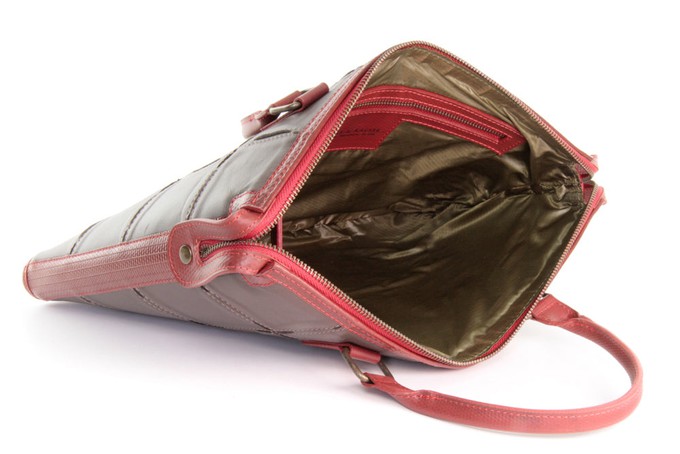 Laptop Bag | Leather & Fire-hose from Elvis & Kresse
