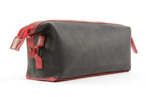 Medium Washbag | Printing Blanket & Fire-hose from Elvis & Kresse