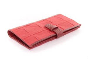Travel Wallet | Leather & Fire-hose from Elvis & Kresse