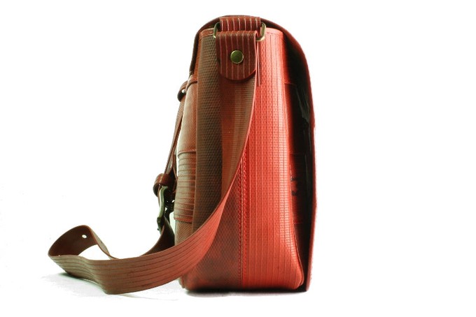 Messenger Bag | Fire-hose from Elvis & Kresse