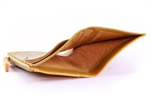 Faversham Wallet | Printing Blanket & Fire-hose from Elvis & Kresse