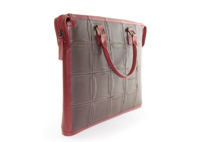 Laptop Bag | Leather & Fire-hose from Elvis & Kresse