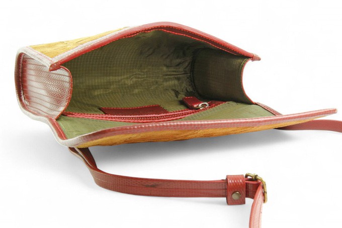 Crossbody Bag | Leather & Fire-hose from Elvis & Kresse