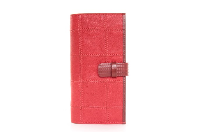 Travel Wallet | Leather & Fire-hose from Elvis & Kresse