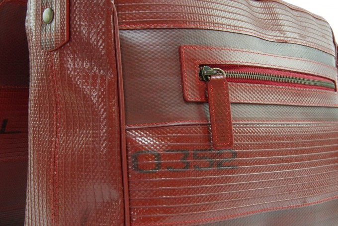 Messenger Bag | Fire-hose from Elvis & Kresse