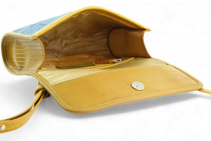 Crossbody Bag | Leather & Fire-hose from Elvis & Kresse