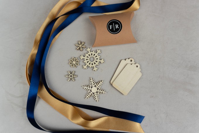 Recycled Ribbons and Wooden Snowflakes set - Navy Gold from FabRap
