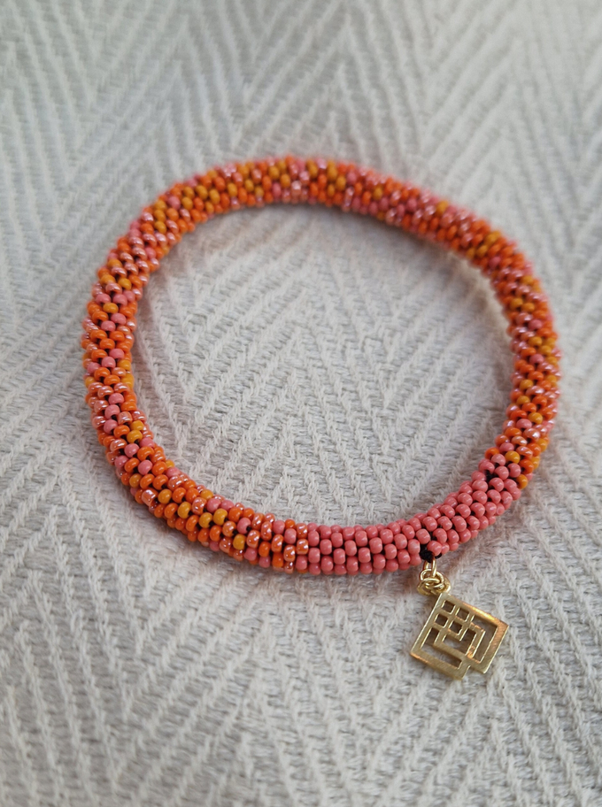 bracelet beaded embrace from Fifth Origins