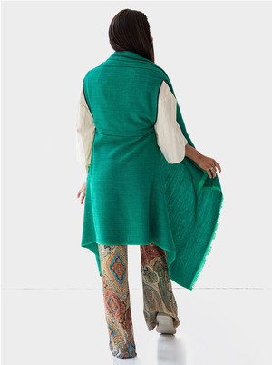 cape infinity lite wool emerald from Fifth Origins